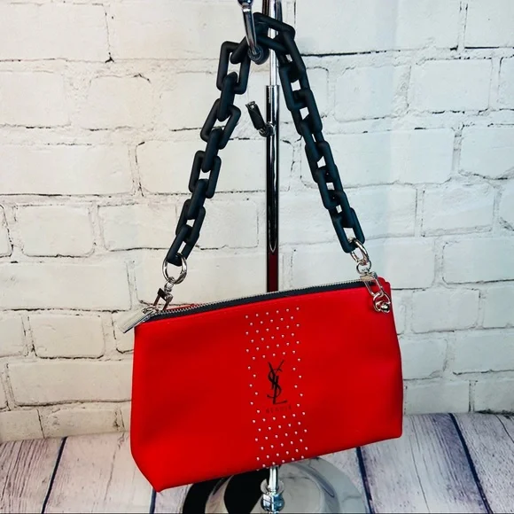 YSL crossbody pouch shoulder bag from the beauty line comes with 2 style chains - Picture 3 of 11